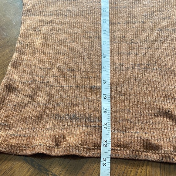 Project Social T Small Ribbed Women's cutout soft turtleneck - Picture 7 of 7